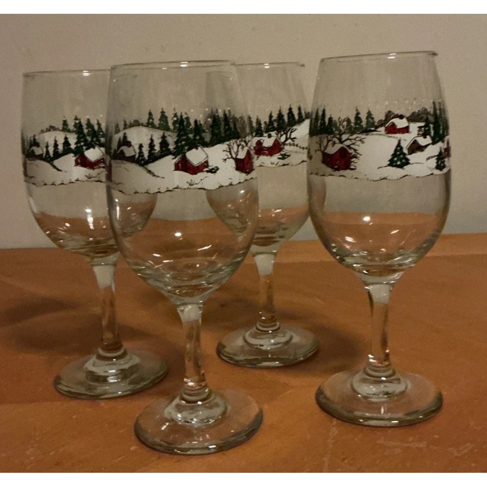 Libbey  Christmas Wine Glass Winter Snow Scene Set‎ Of 4 Vintage-